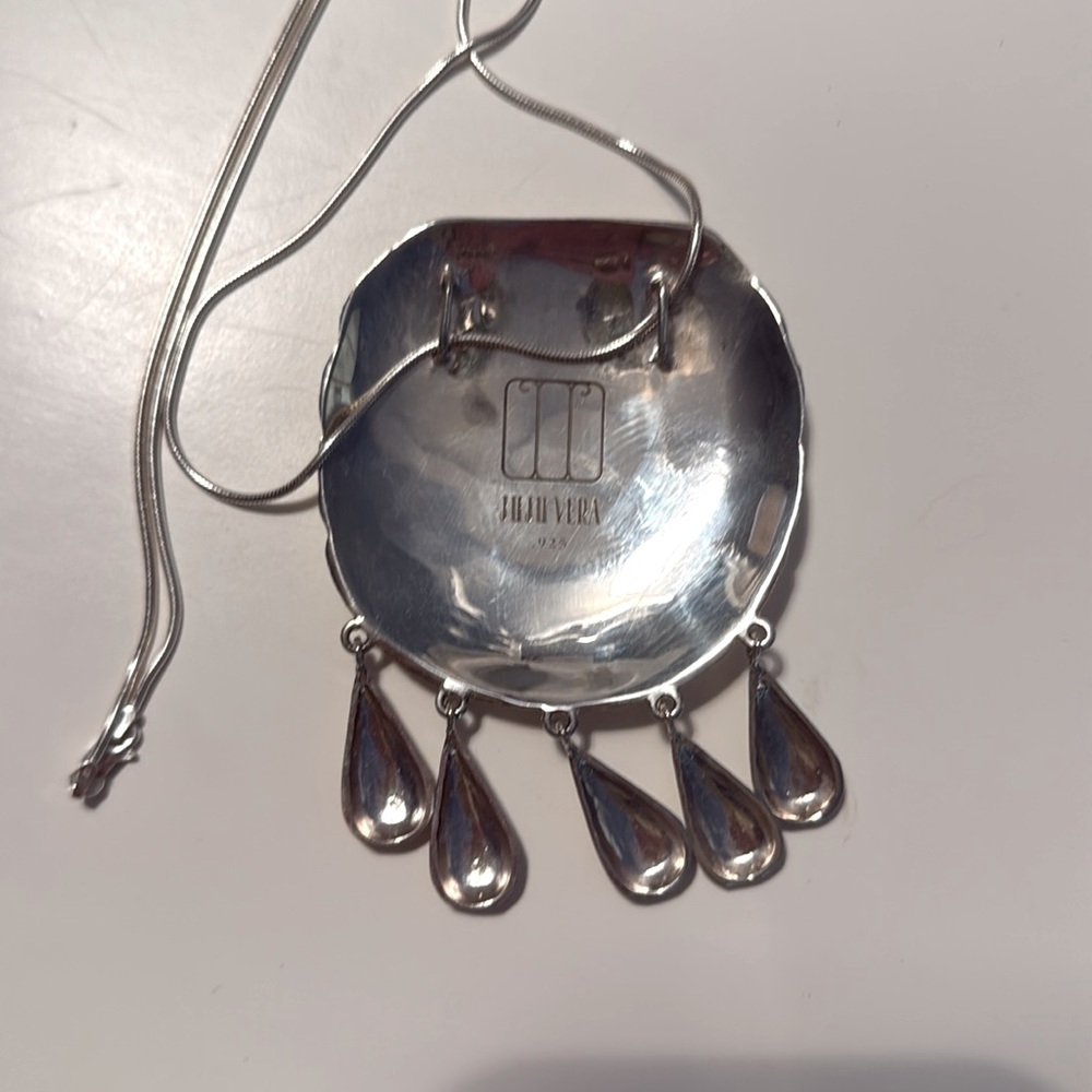 Juju Vera Petra Shell Pendant with Silver Chain - Picture 4 of 6